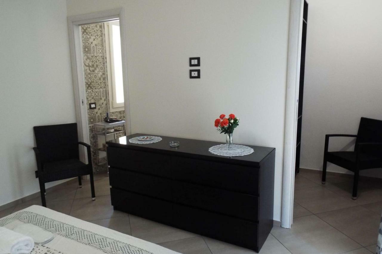Cefalu Studio Room And Apartments 외부 사진